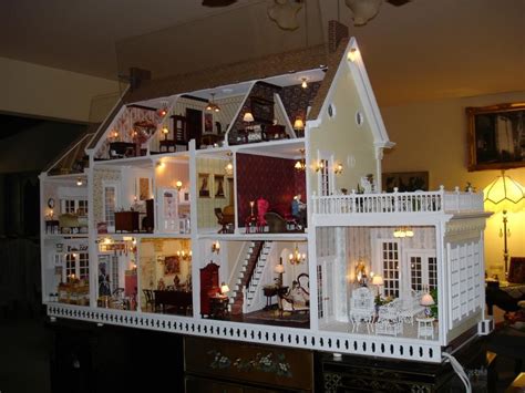 real size doll house.